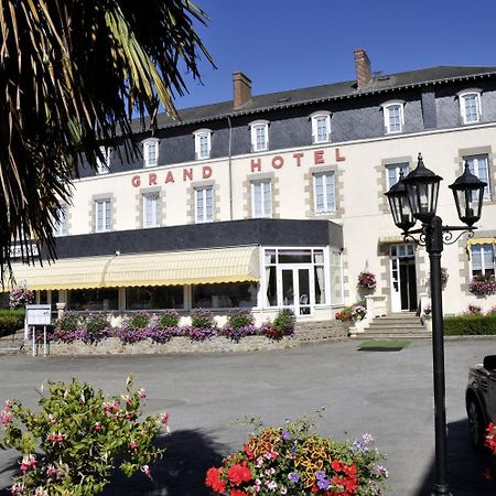 Logis Au Grand Hotel Et Son Restaurant Mayenne Exteriör bild